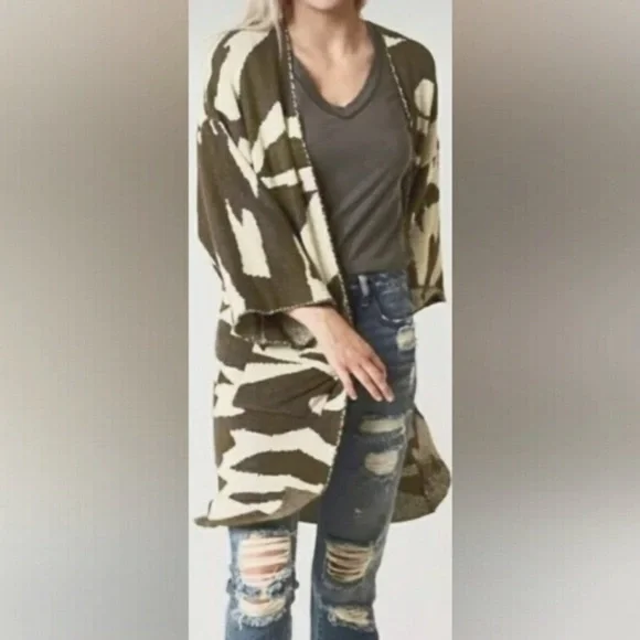 Miss Me Blend In Camo Kimono Oversized Cardigan Sweater S Long Duster Open Front - Picture 3 of 12